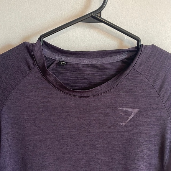 Deep purple Gymshark dry fit gym shirt with mesh detailing on the sides & back - Picture 2 of 6